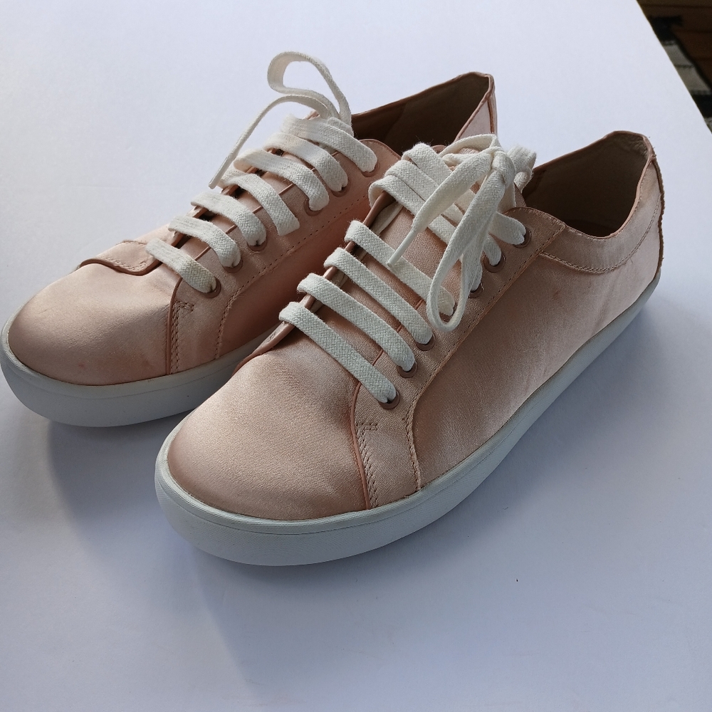 Women's sneakers SAKS FITH AVENUE | Size 8 | Pink Satan